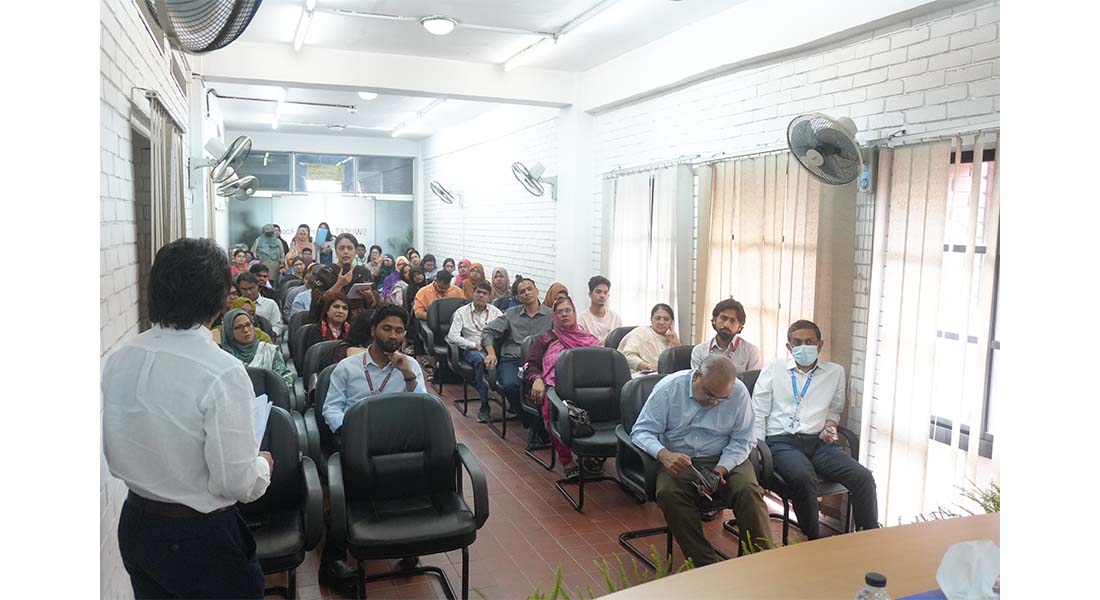 EWUCRT Holds A Research Seminar Addressing English... 